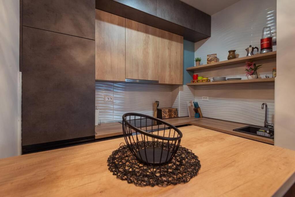 Modern, Bright And Cozy Apartment Podgorica Exteriér fotografie